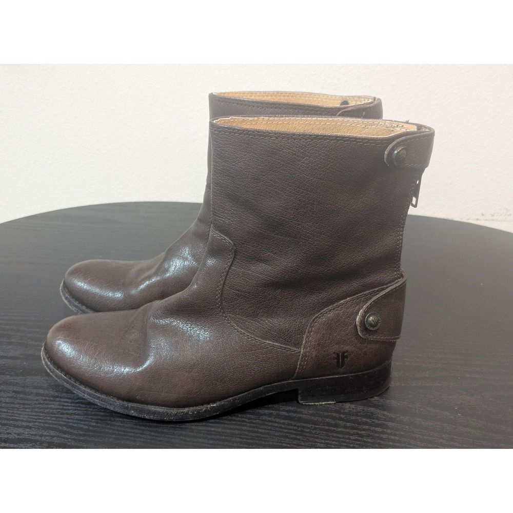 Frye Boots Womens Size 7.5 Brown Leather Ankle Back Zip Booties Low Heel 76502
